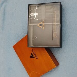Axxentis Men's Manicure and Wallet